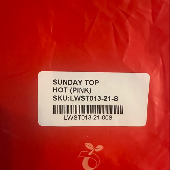 Brand New Left on Fridays Sunday Top size small - Picture 4 of 4